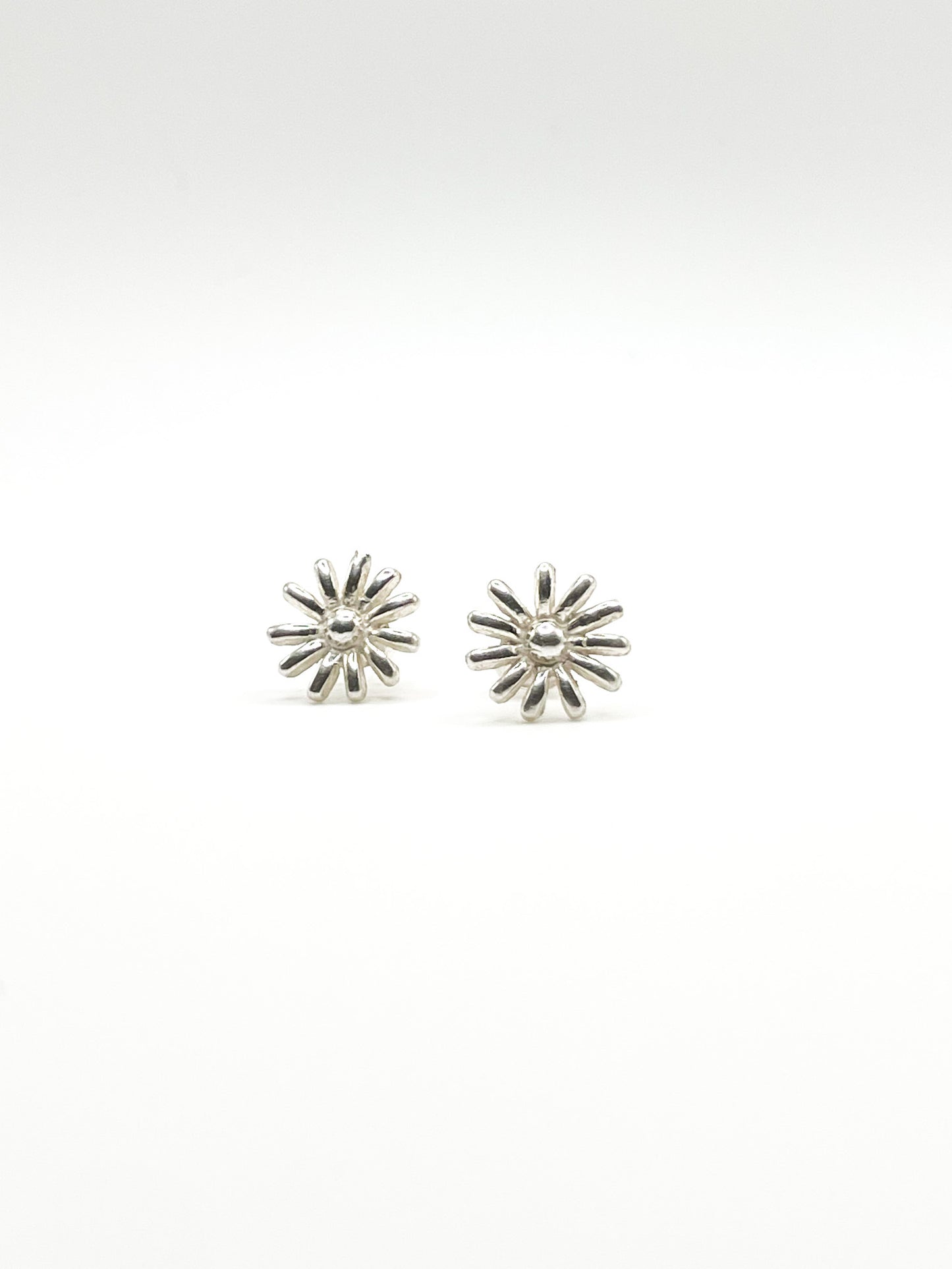 Daisy Stud Earrings